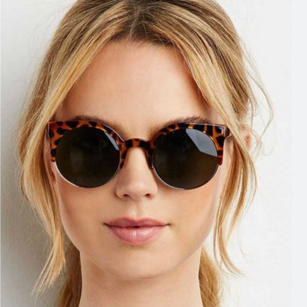 Meet your Posher, Abbey